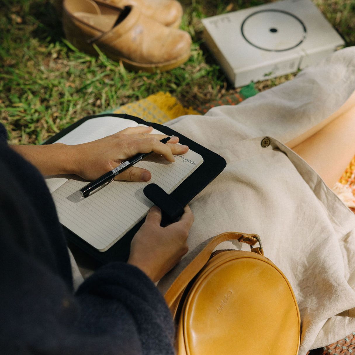 Josie Crossbody
