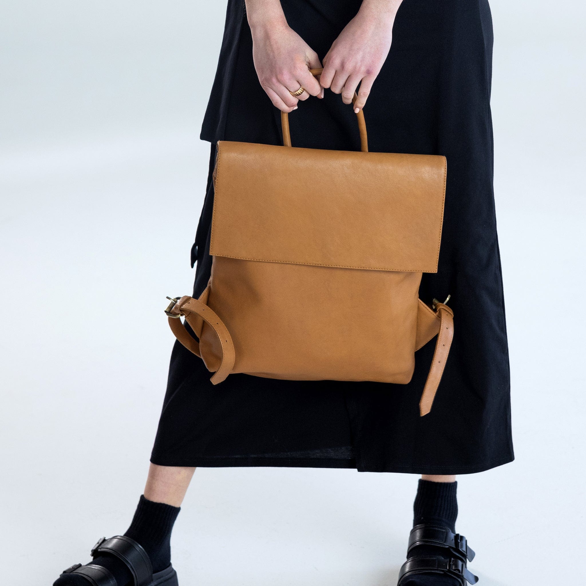 Vintage Tan Womens Leather Bradley Backpack by Duffle&Co