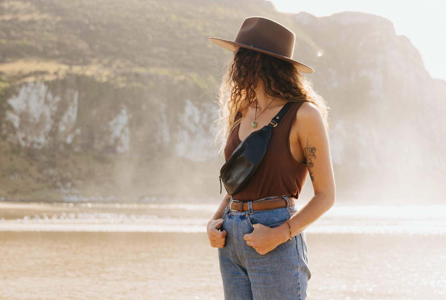 Cross-bodies & Satchels