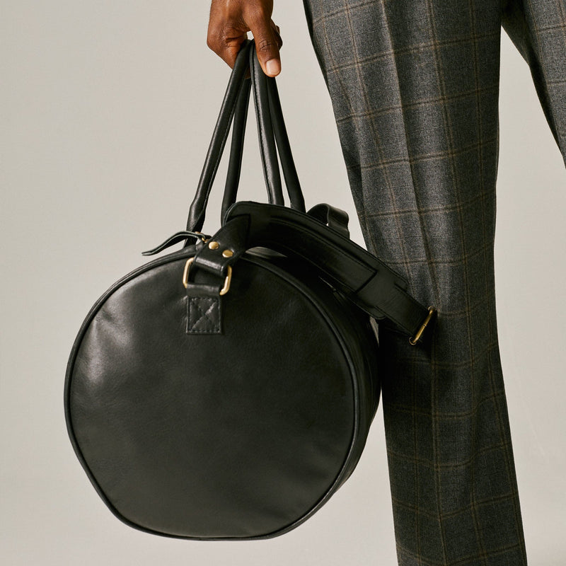 Side of Crosson Duffle in Black Leather by Duffle&Co 