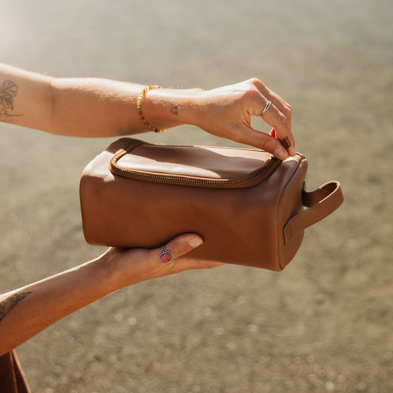 Ralph Leather Wash Bag in Tan by Duffle&Co